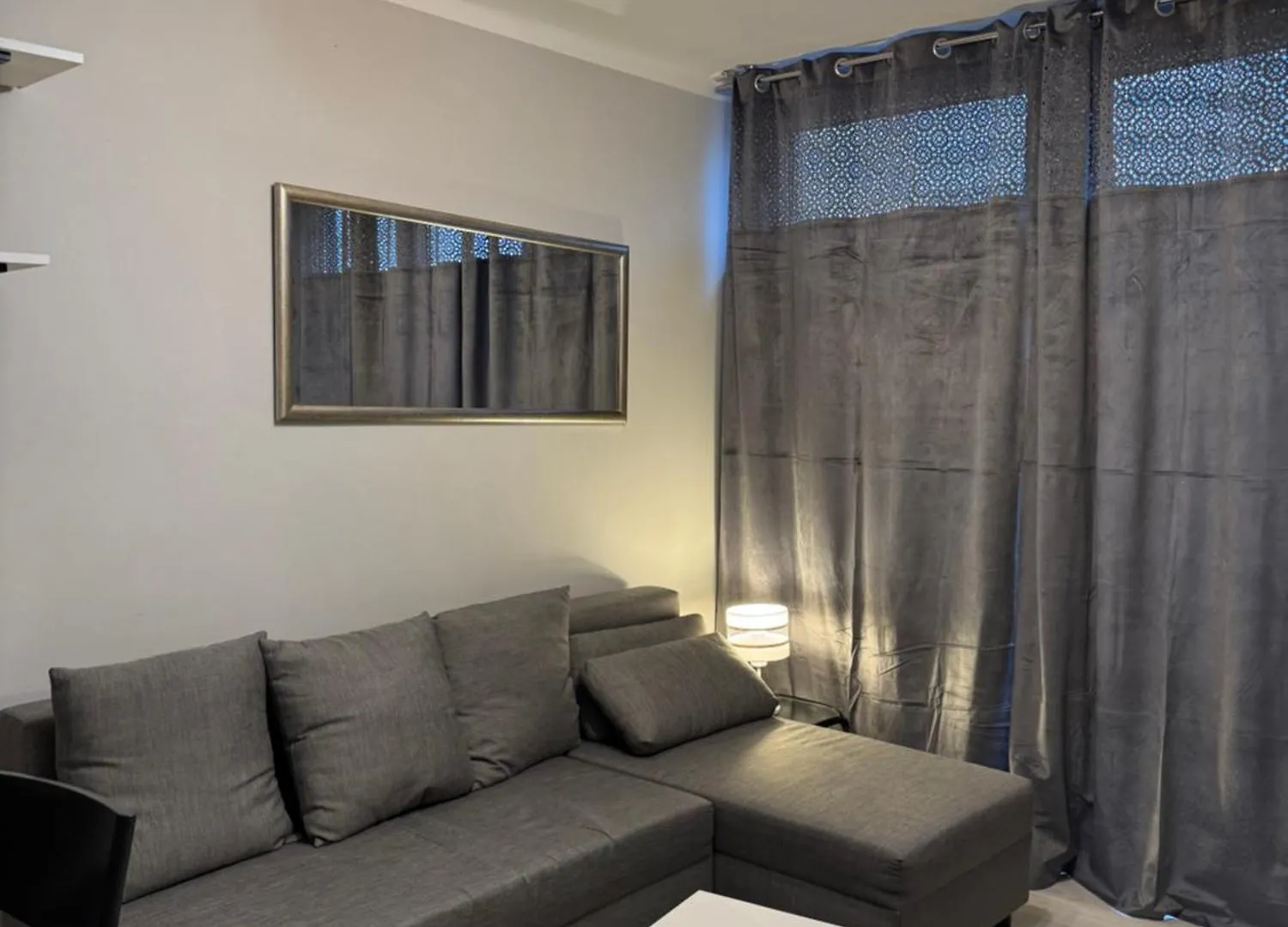 דירה ורשה Coser Apartamenty Centrum פולין